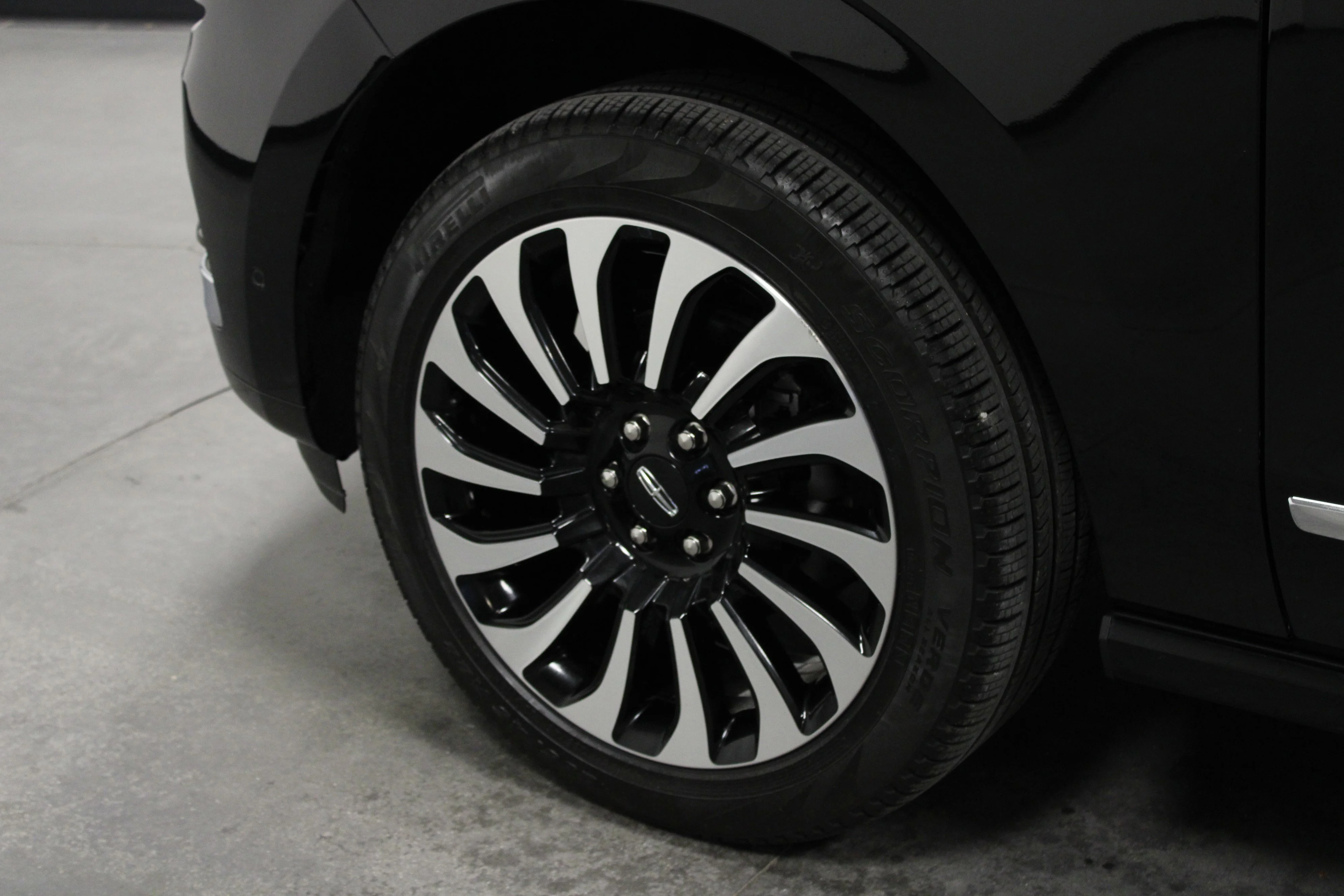 Used 2023 Black Metallic Lincoln Black Label image 10