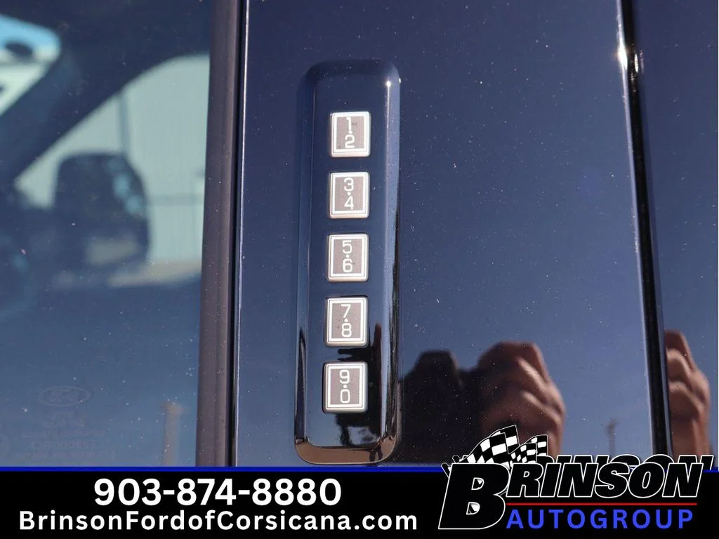 New 2026 Oxford White Ford LARIAT image 10