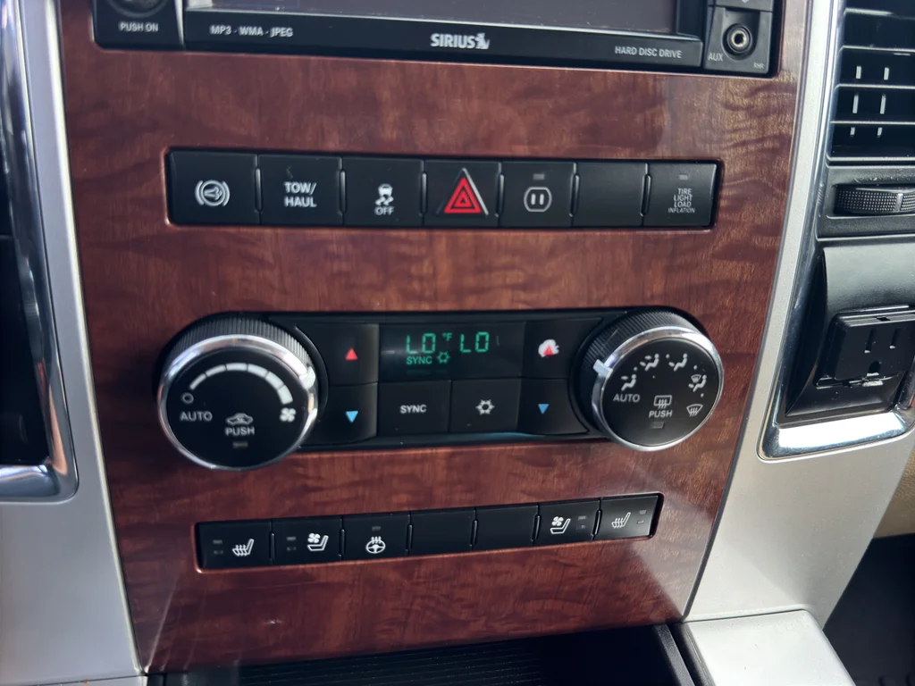 Used 2012 Black Clearcoat Ram Laramie image 39