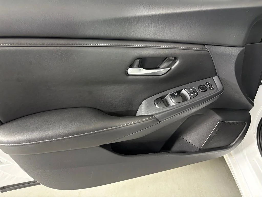 Used 2025 White Nissan SV image 13