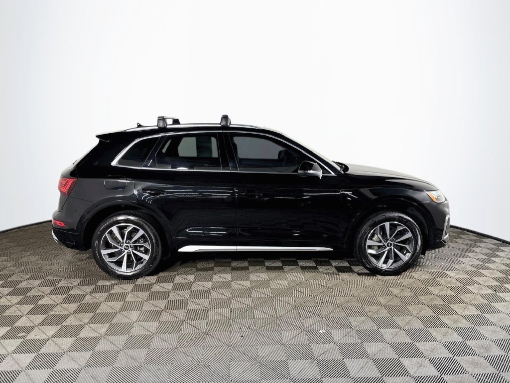 Used 2023 Black Audi 45 S line Premium image 5