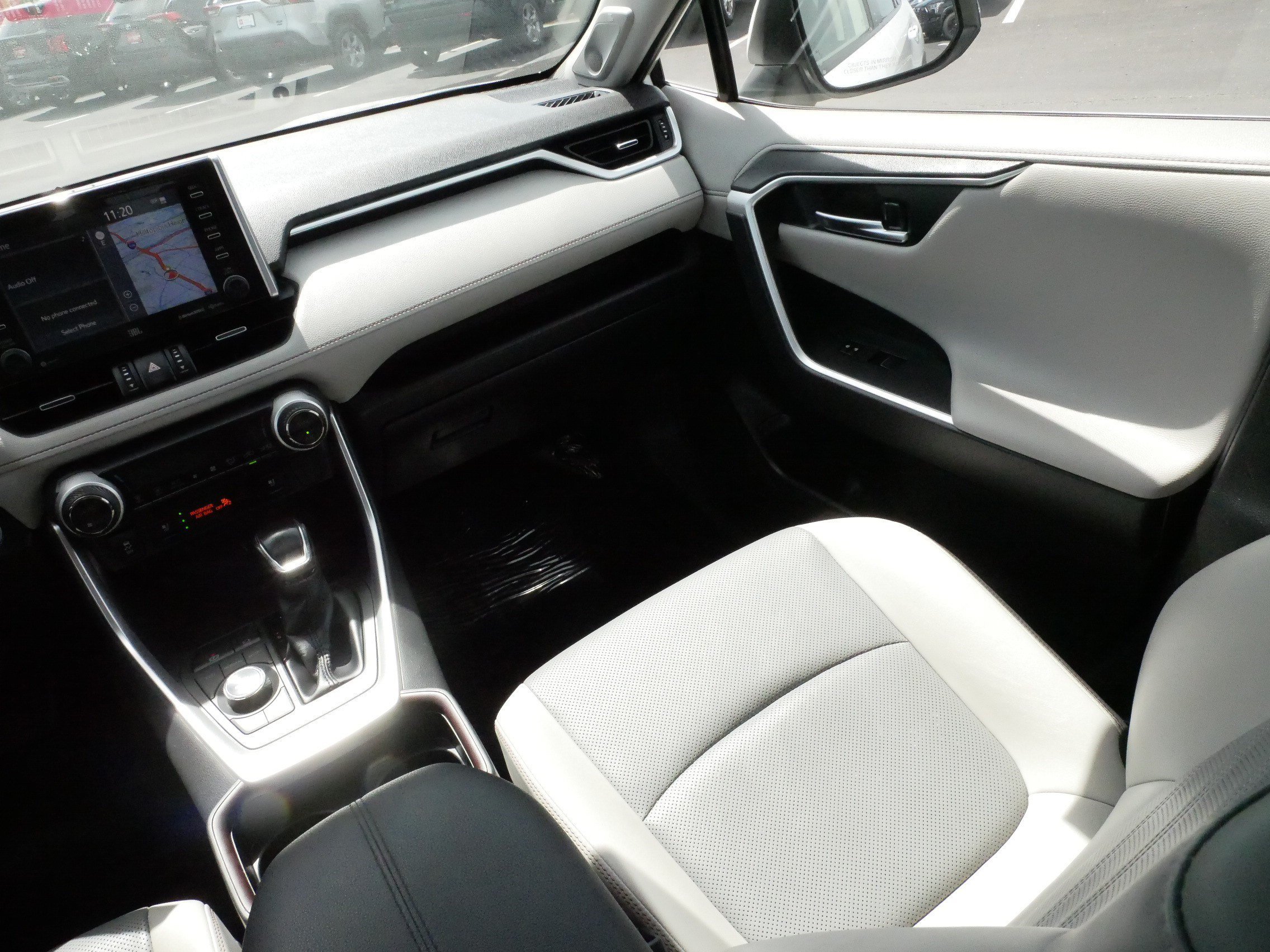Certified Used 2020 BLIZZARD PEARL Toyota Limited image 11