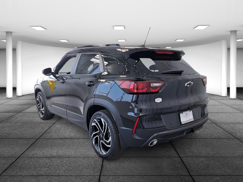 2026 Chevrolet Trailblazer RS SUV Slide 5