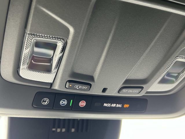 New 2026 Sterling Metallic GMC Elevation image 24