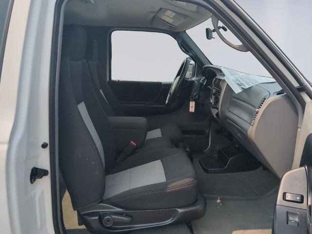 Used 2009 White Ford  image 18