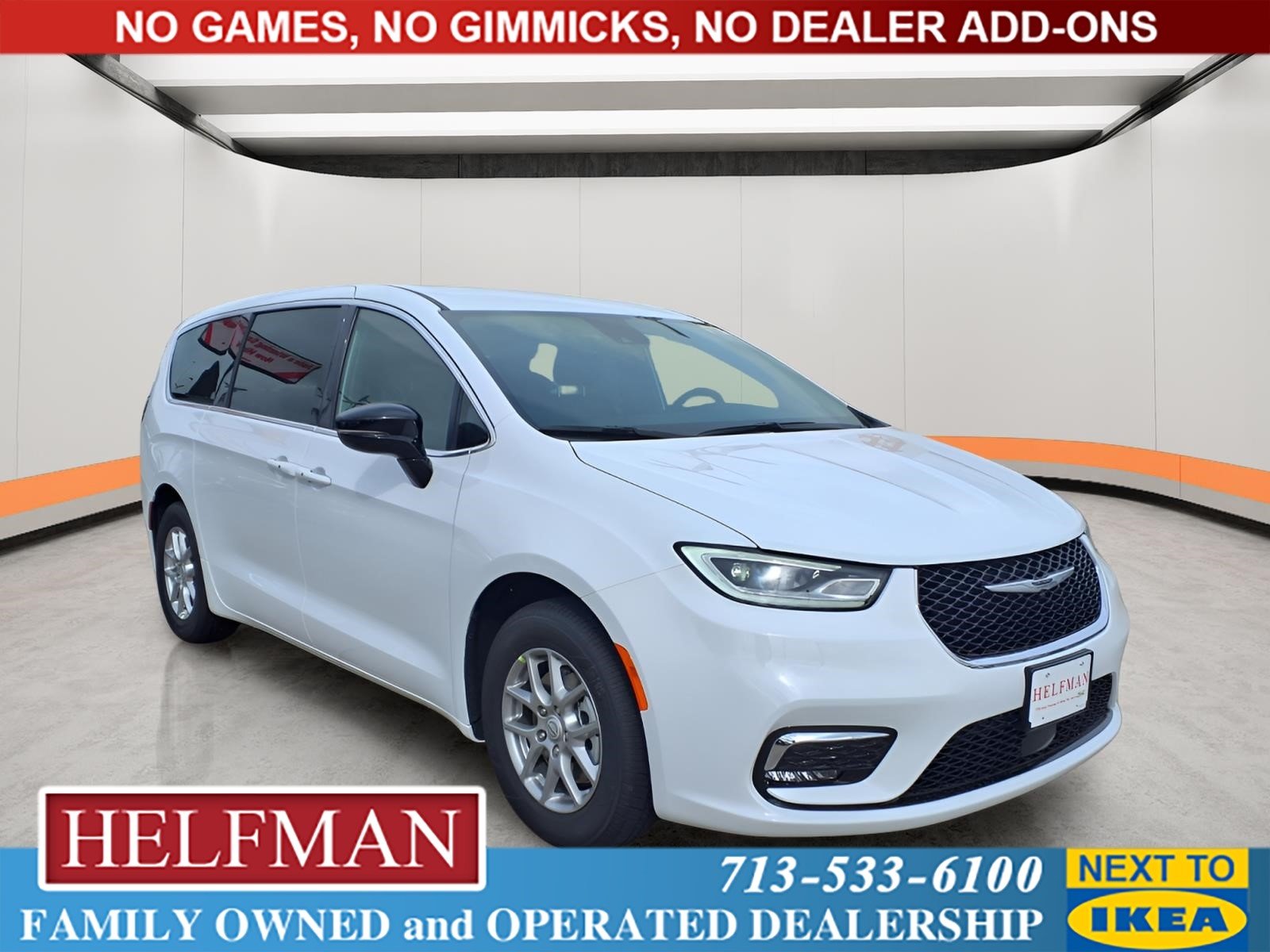 2026 Chrysler Pacifica Select's photo