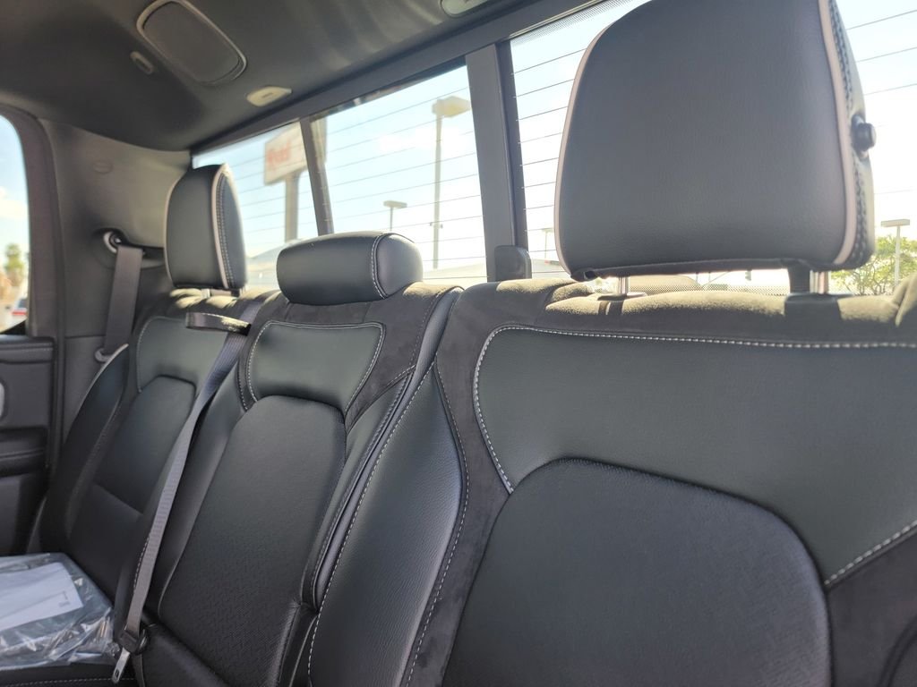 2026 RAM 1500 Laramie - Photo 9