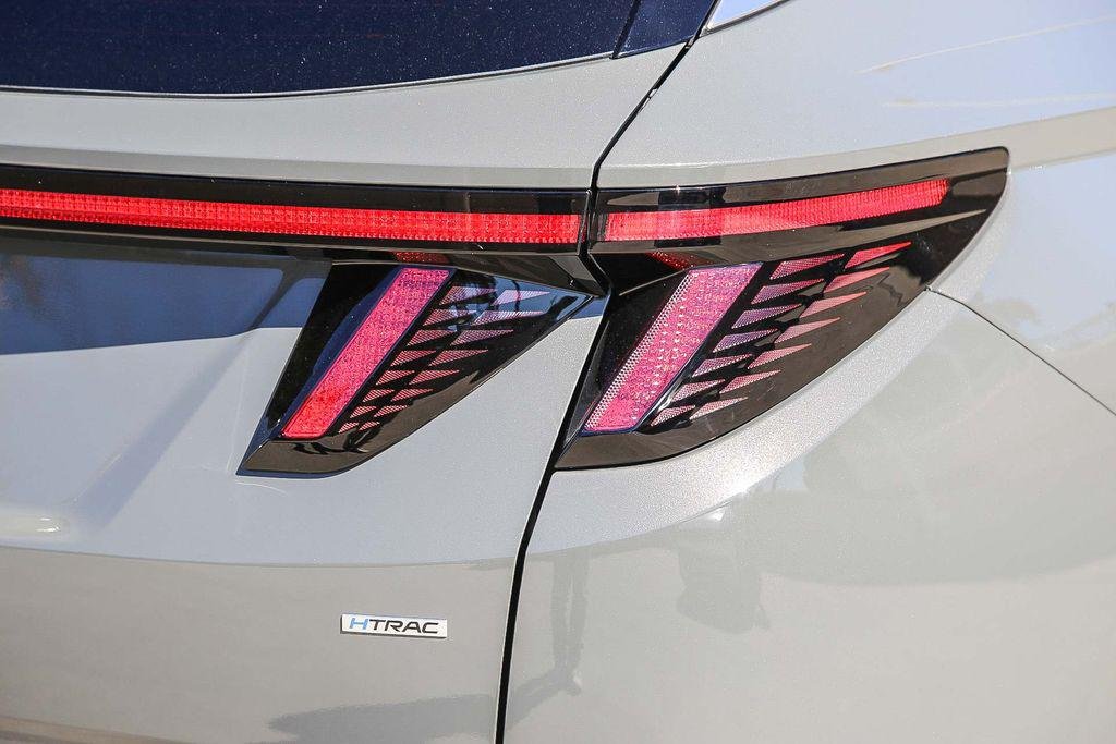 2026 Hyundai Tucson Limited - Photo 9