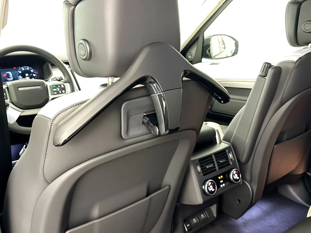 New 2026 Varesine Blue Land Rover Dynamic SE image 26