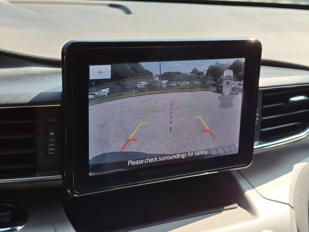 Used 2023 Gray Ford XLT image 19