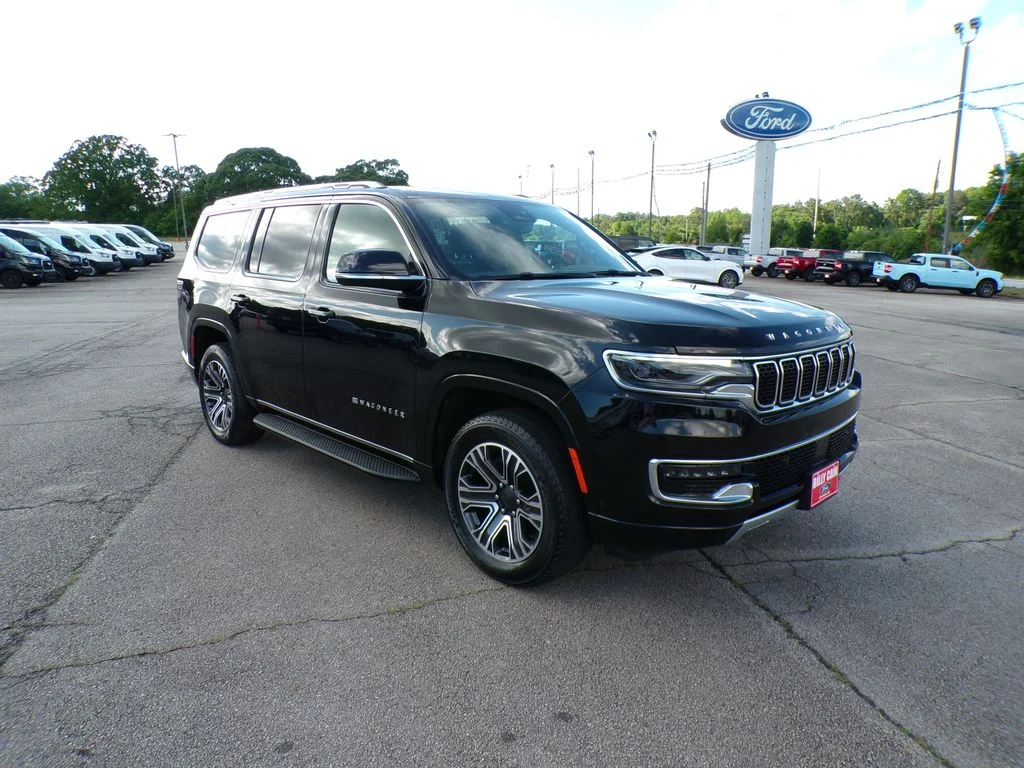 2024 Jeep Wagoneer Series II's photo