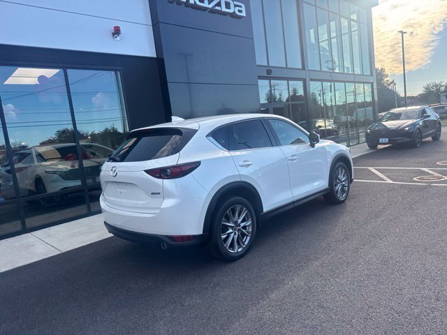 Used 2019 White Mazda Grand Touring image 3