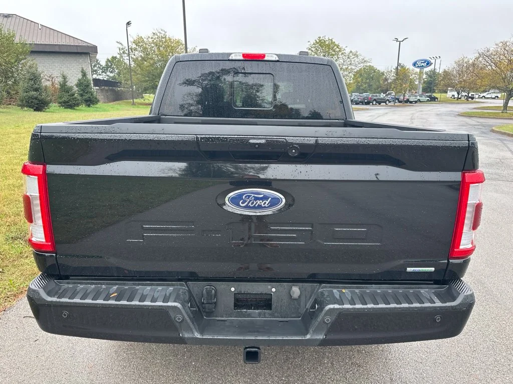 Used 2023 Black Metallic Ford Lariat image 6