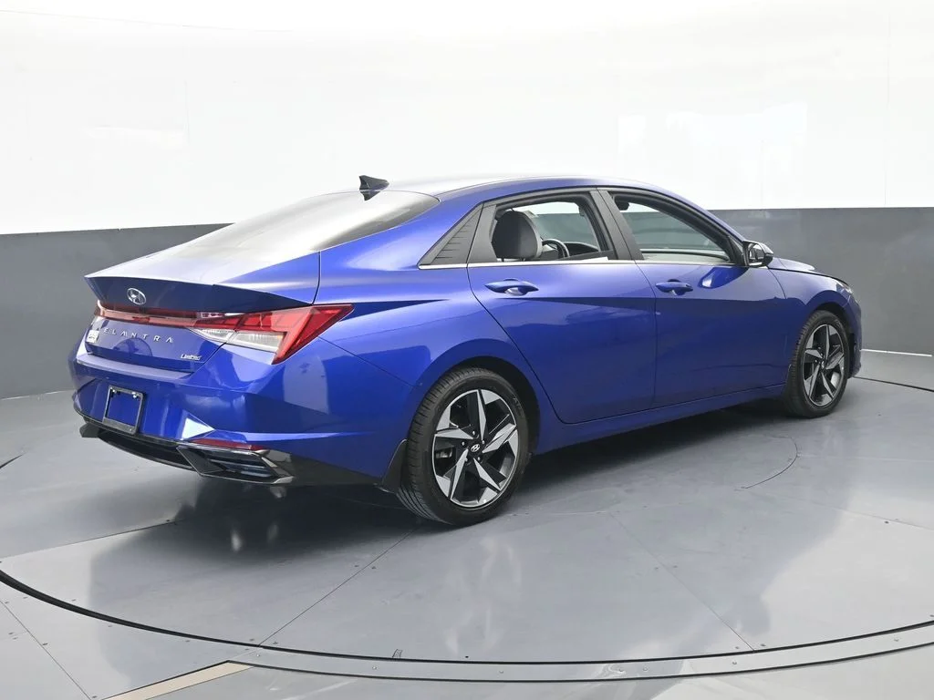 Used 2023 Intense Blue Hyundai Limited image 6