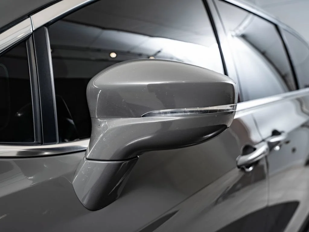 Used 2022 Ceramic Gray Clearcoat Chrysler Touring L image 16