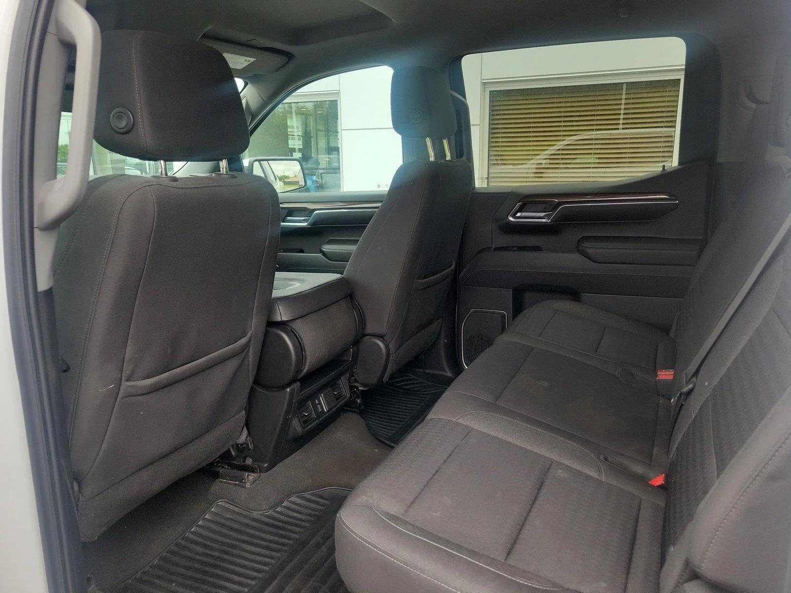 Used 2023 Summit White Chevrolet LT (2FL) image 15