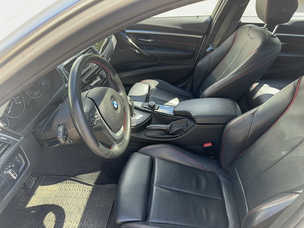 Used 2017 WHITE BMW 330i xDrive image 5