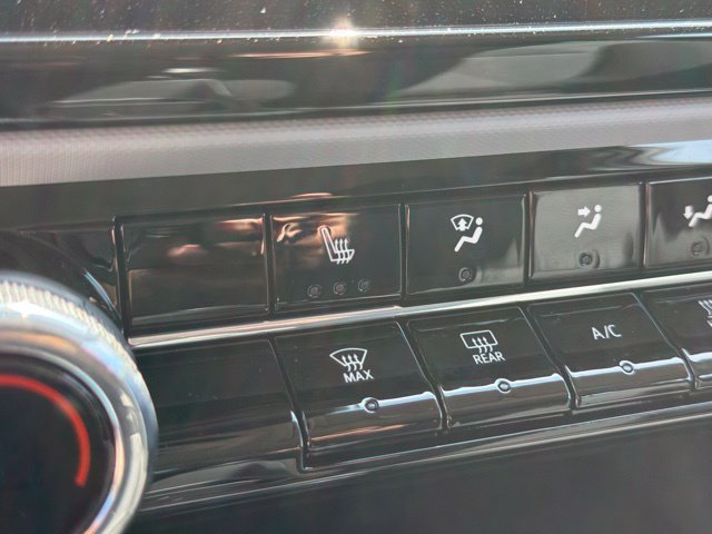 2027 Chevrolet Bolt LT - Photo 22