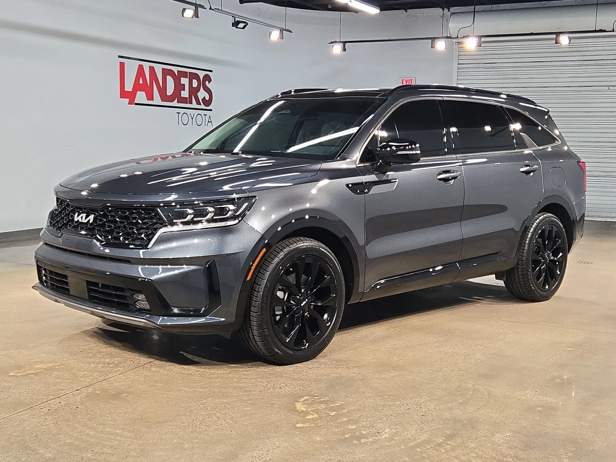 Used 2023 Gravity Grey Kia SX image 3