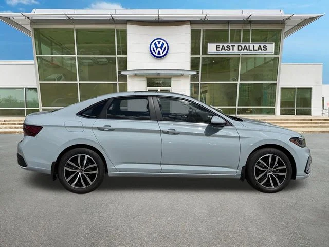 New 2026 Gray Volkswagen 1.5T SE image 2