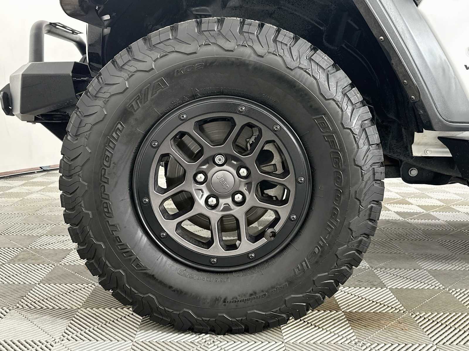 Used 2023 Bright White Clearcoat Jeep Willys image 29