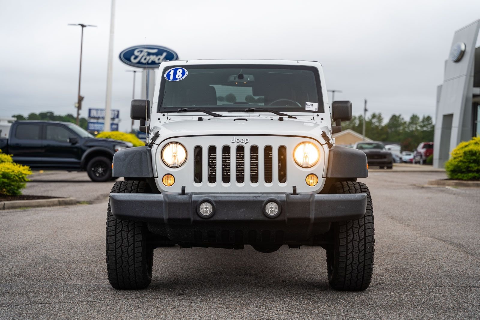 Certified Used 2018 White Jeep Unlimited Sport image 2