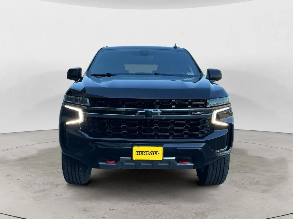 Used 2022 BLACK Chevrolet Z71 image 3