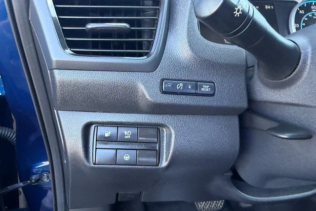 Used 2019 Blue Nissan SV image 16