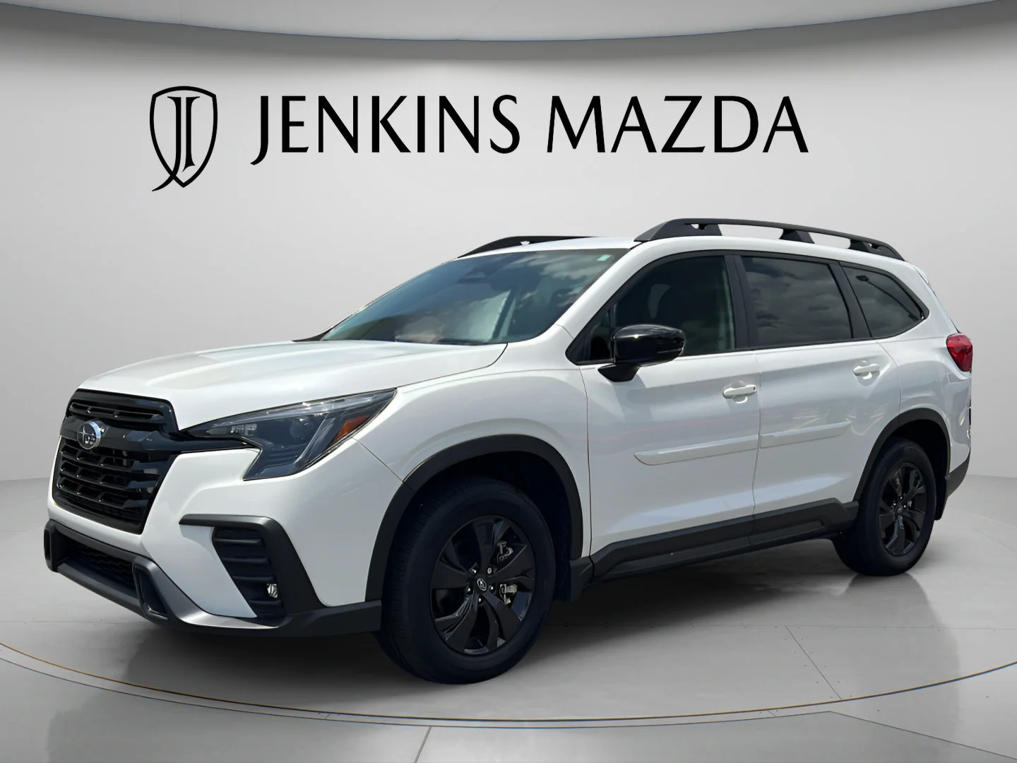 Used 2026 Crystal White Pearl Subaru Premium image 3