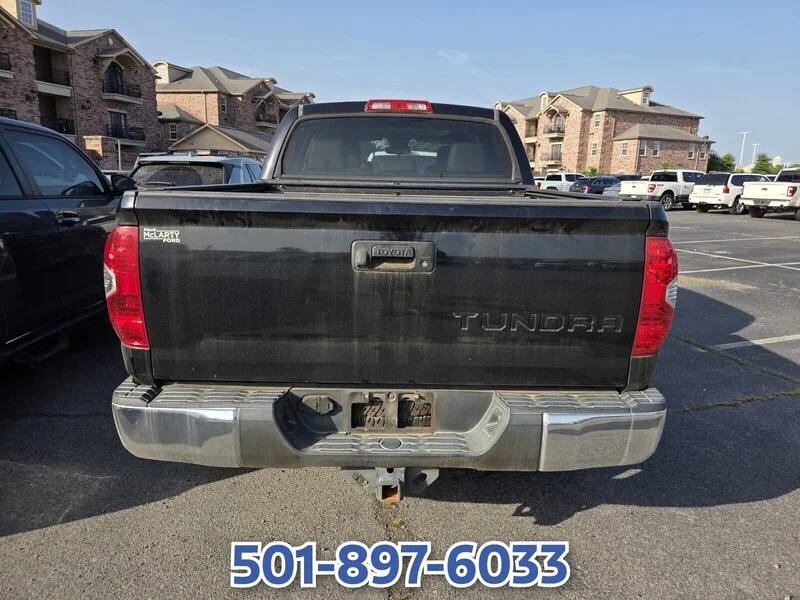 Used 2015 Attitude Black Metallic TOYOTA LIMITED image 9