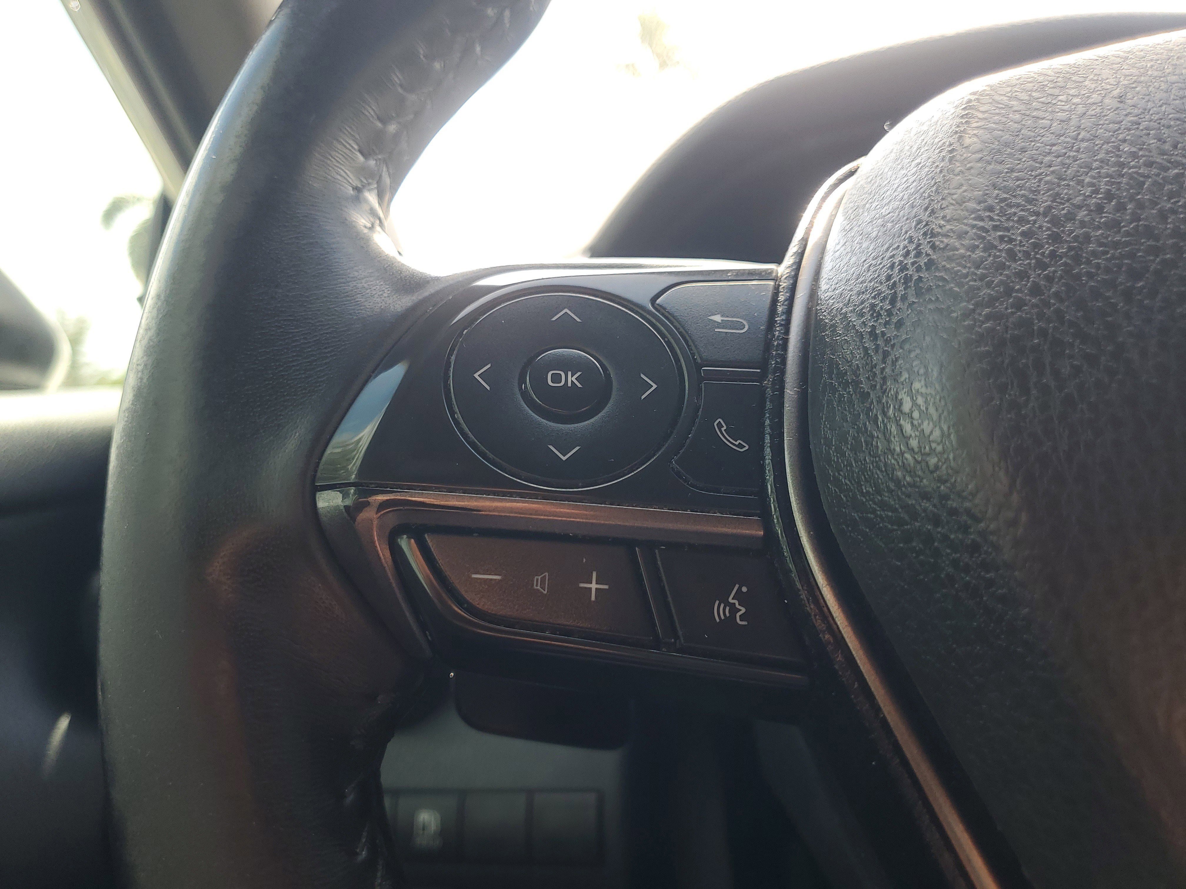 Used 2023 Ice Toyota SE image 21