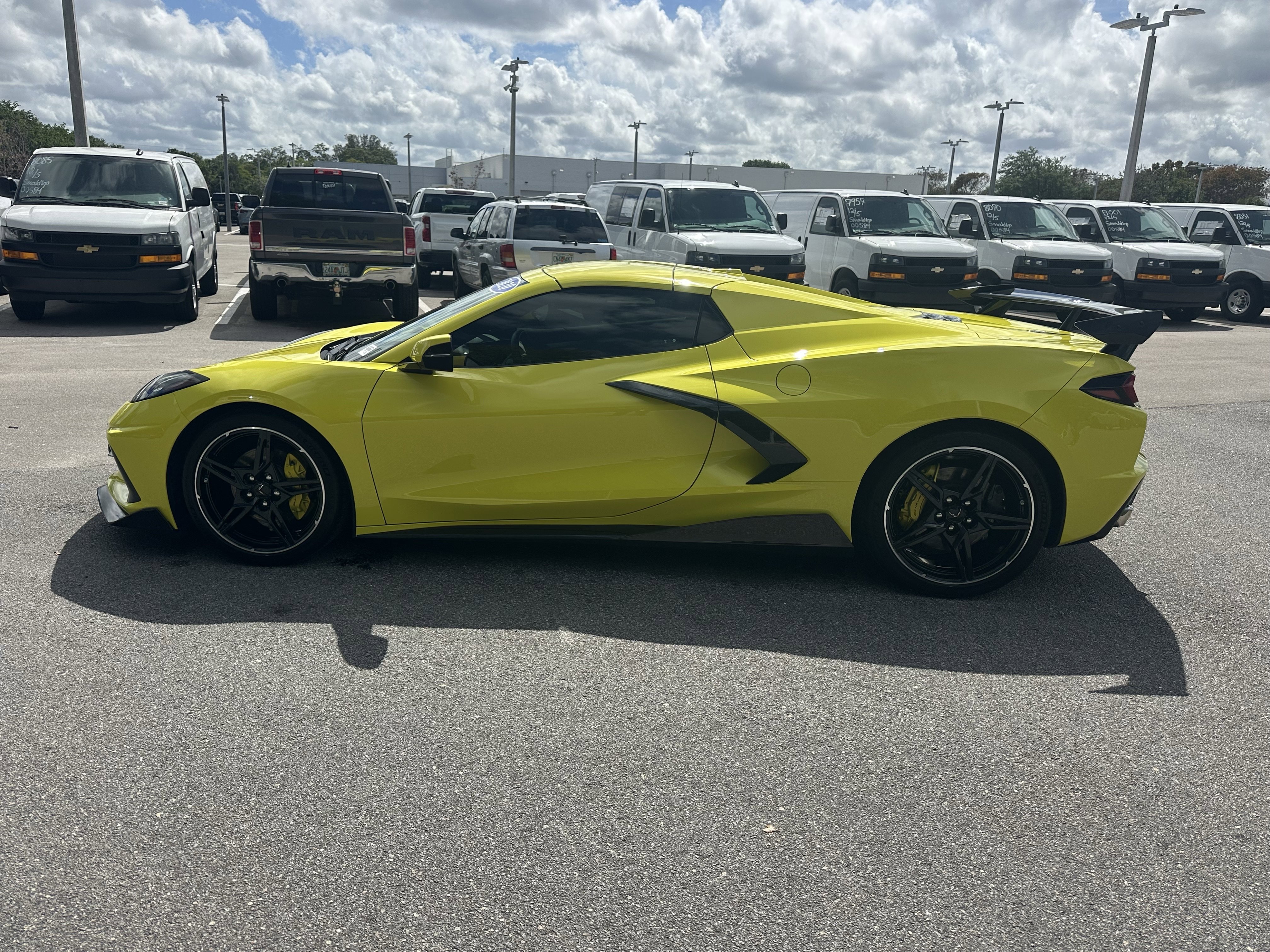 Used 2020 Accelerate Yellow Metallic Chevrolet 2LT image 6