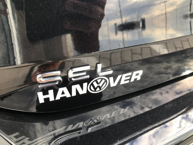 Certified Used 2025 Deep Black Pearl Volkswagen SEL image 12