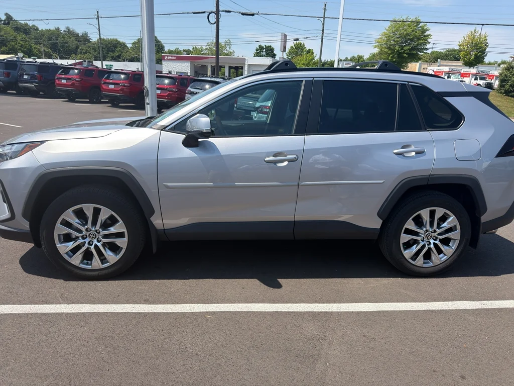 2023 Toyota RAV4 XLE Premium AWD's photo
