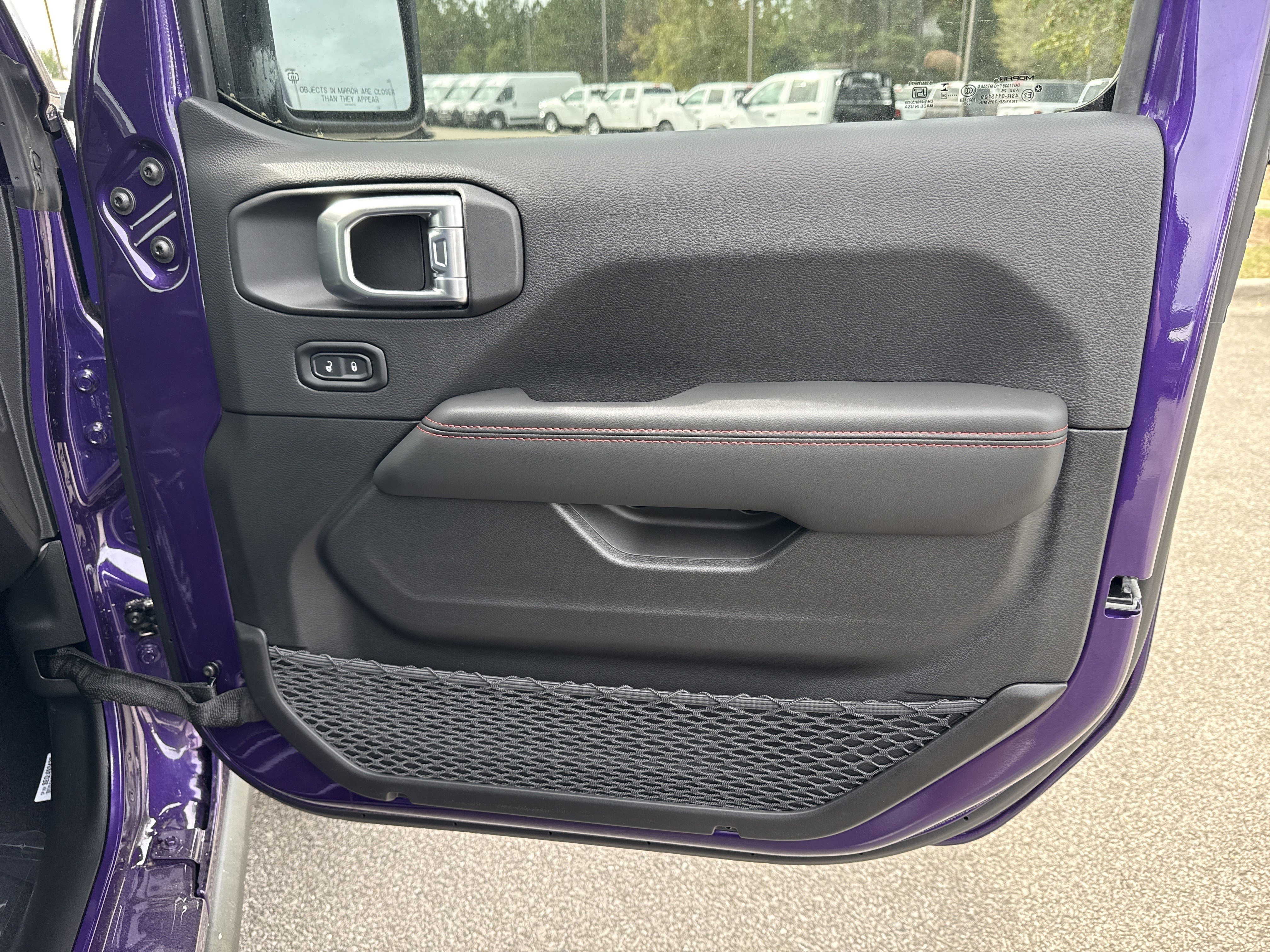 New 2026 Reign Exterior Paint Jeep Rubicon X image 19