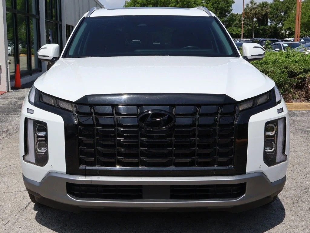Used 2024 White Hyundai SEL image 12