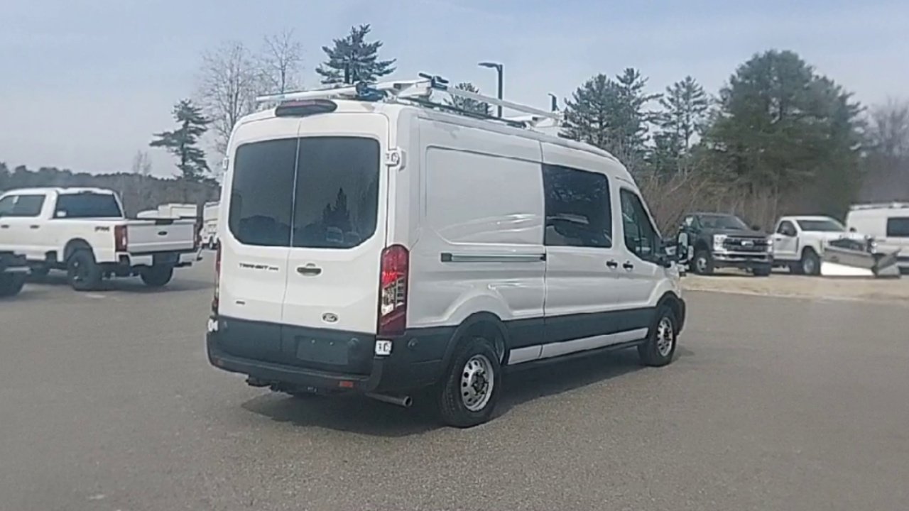 New 2026 Oxford White Ford Cargo Van image 20