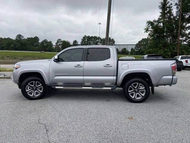 Used 2016 Silver Sky Metallic Toyota Limited image 6