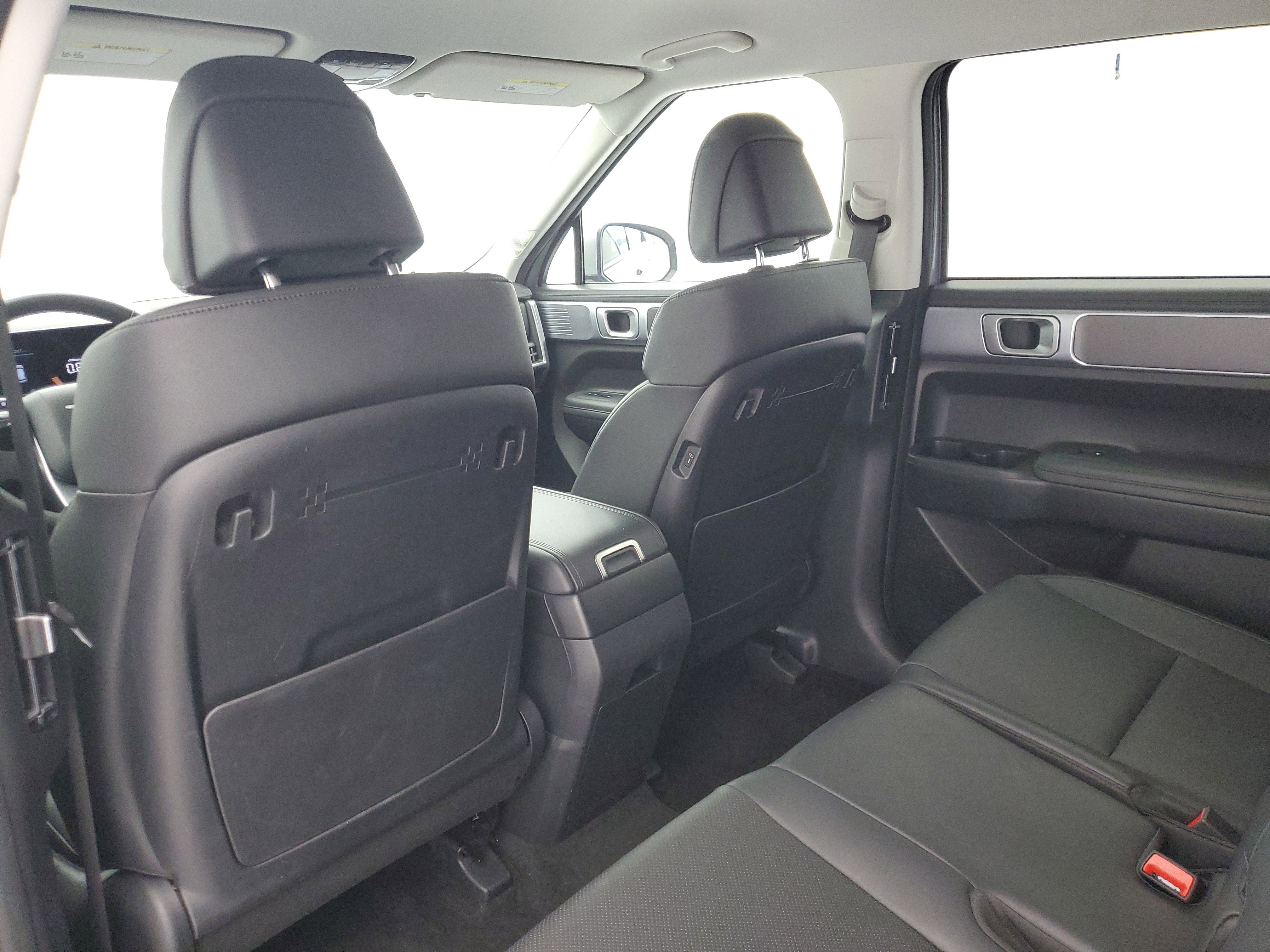 Used 2025 Shimmering Silver Hyundai SEL image 14