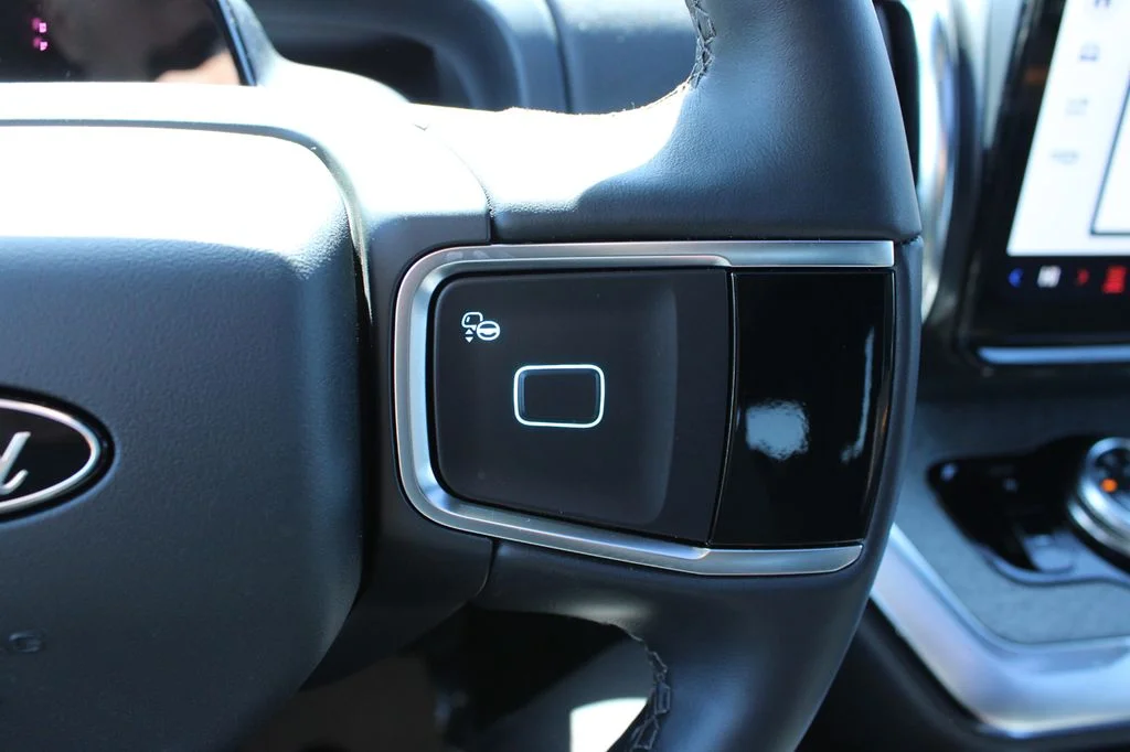 New 2026 Oxford White Ford Tremor® image 44