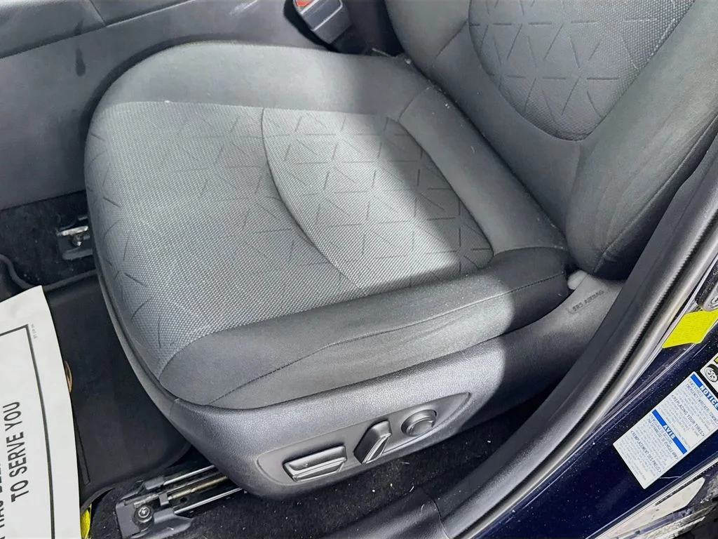 Used 2021 Blue Print Toyota Hybrid XLE image 18