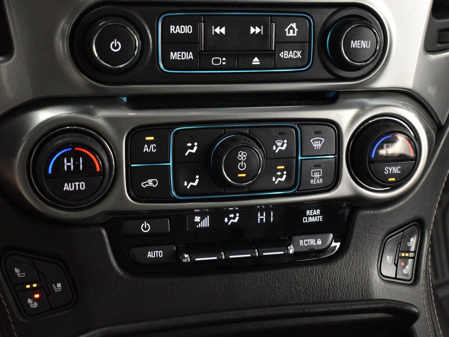 Used 2018 Black Chevrolet Premier image 27