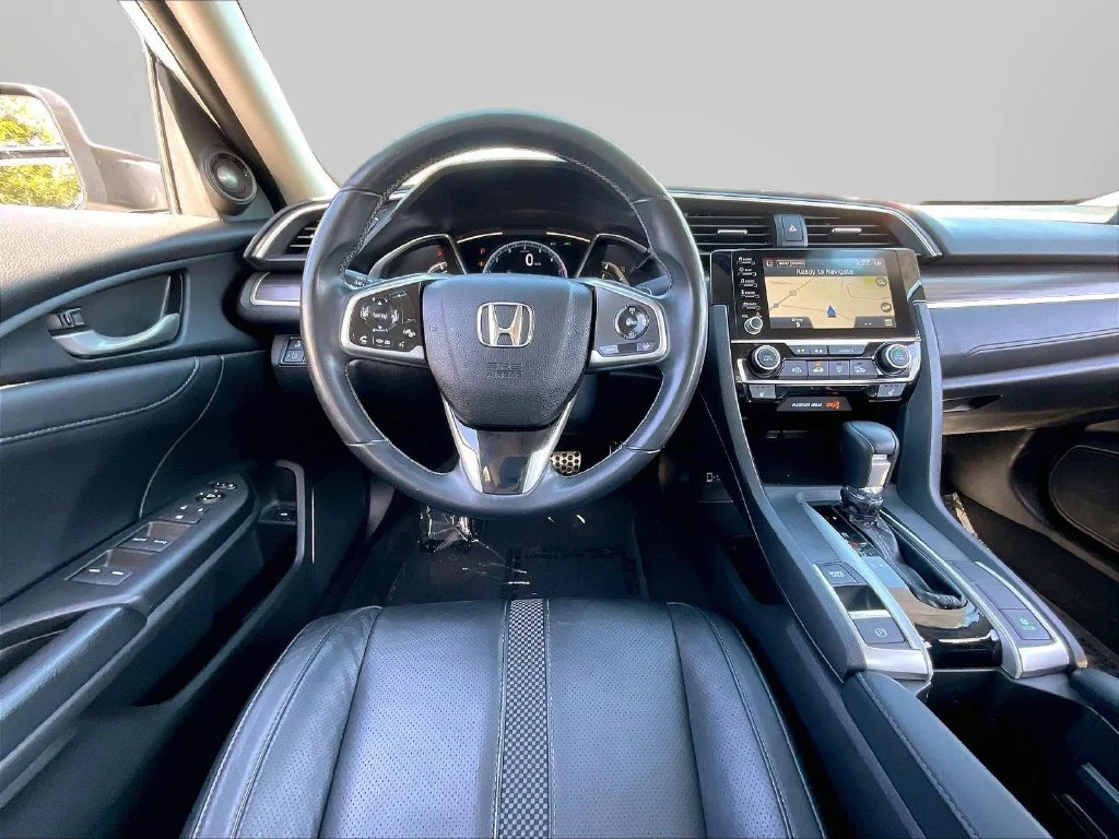 Used 2020 Platinum White Pearl Honda Touring image 9
