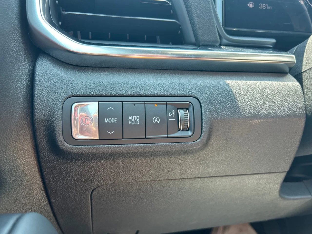 New 2026 Summit White GMC Elevation image 14