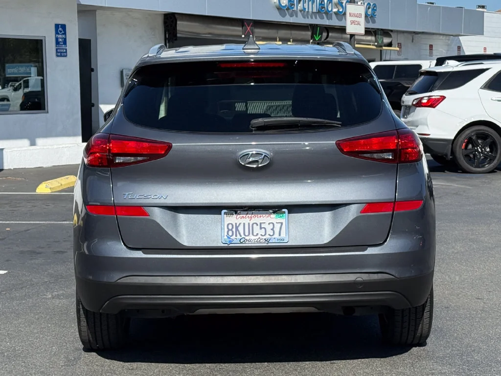 Used 2019  Hyundai Value image 8