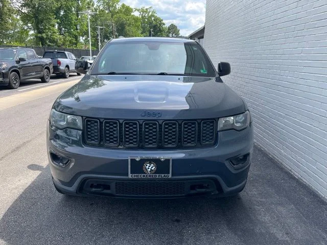 Used 2019 Bright White Clearcoat Jeep Limited image 1