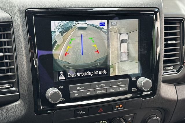Used 2023 Beige Nissan PRO-X image 17