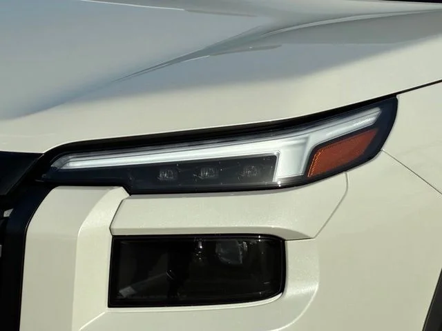 New 2026 CRYSTAL WHITE PEARL Subaru Premium image 8