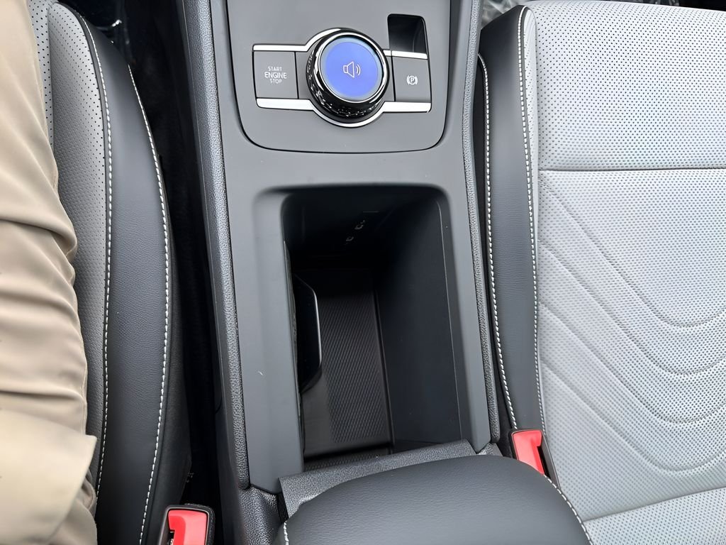 New 2026 Deep Black Pearl Volkswagen 2.0T SE R-Line Black image 17
