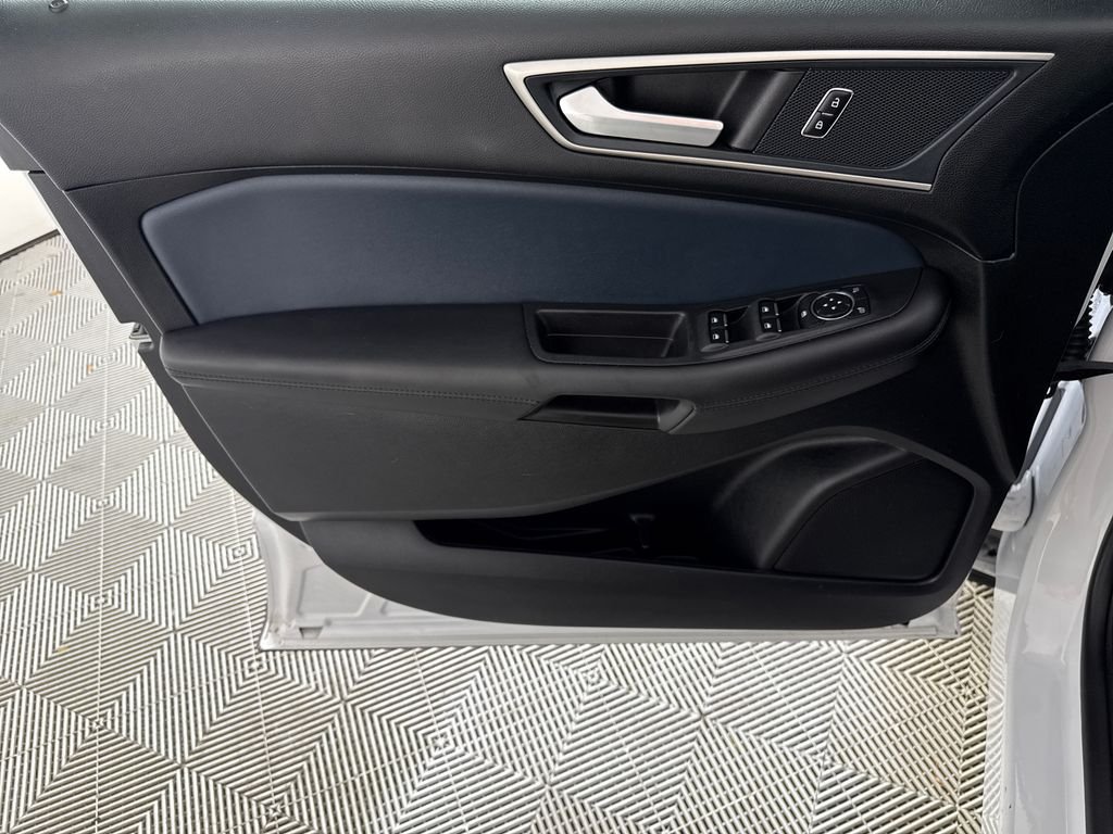 2024 Ford Edge SEL - Photo 10